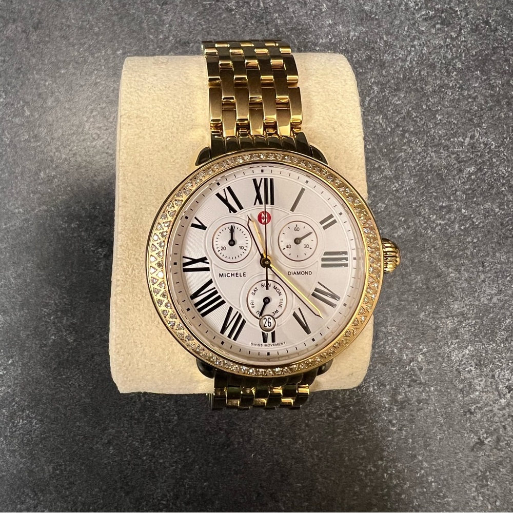 Sereine mid diamond watch 36 MM all gold